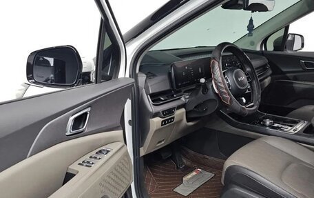 KIA Carnival, 2025 год, 4 550 000 рублей, 11 фотография