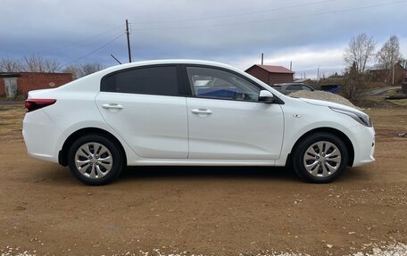 KIA Rio IV, 2019 год, 1 490 000 рублей, 4 фотография