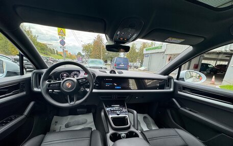 Porsche Cayenne III, 2025 год, 18 990 000 рублей, 13 фотография