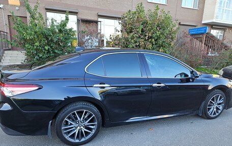 Toyota Camry, 2023 год, 3 550 000 рублей, 6 фотография