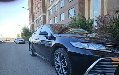 Toyota Camry, 2023 год, 3 550 000 рублей, 7 фотография