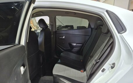 KIA Rio III рестайлинг, 2013 год, 590 000 рублей, 26 фотография