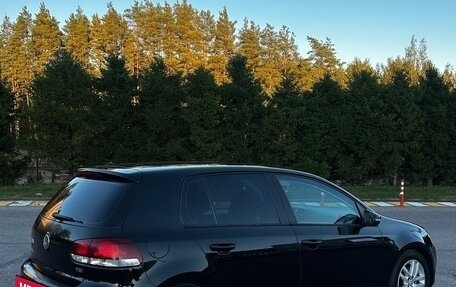 Volkswagen Golf VI, 2011 год, 900 000 рублей, 2 фотография