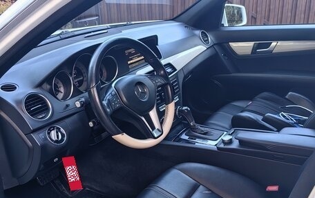 Mercedes-Benz C-Класс, 2012 год, 1 370 000 рублей, 13 фотография