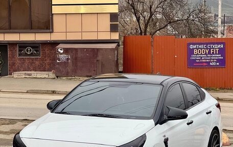 Hyundai Solaris II рестайлинг, 2018 год, 1 500 000 рублей, 2 фотография