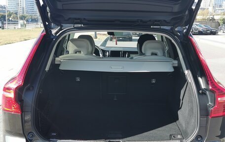 Volvo XC60 II, 2021 год, 4 650 000 рублей, 9 фотография