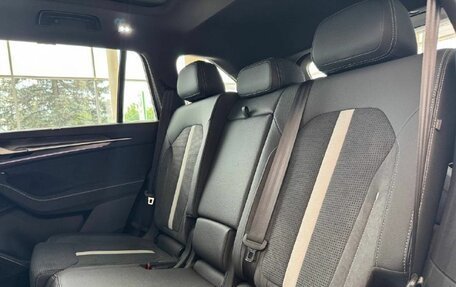 Skoda Kodiaq, 2025 год, 5 700 000 рублей, 19 фотография