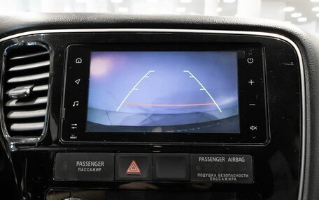 Mitsubishi Outlander III рестайлинг 3, 2016 год, 2 118 900 рублей, 7 фотография