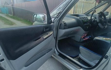 Toyota Opa I рестайлинг, 2001 год, 465 000 рублей, 11 фотография