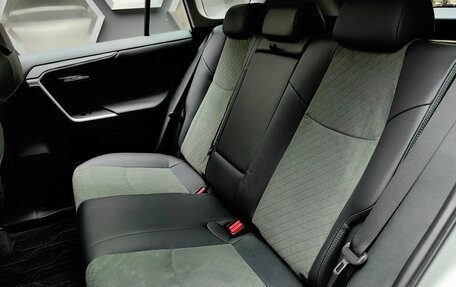 Toyota RAV4, 2025 год, 4 350 000 рублей, 21 фотография