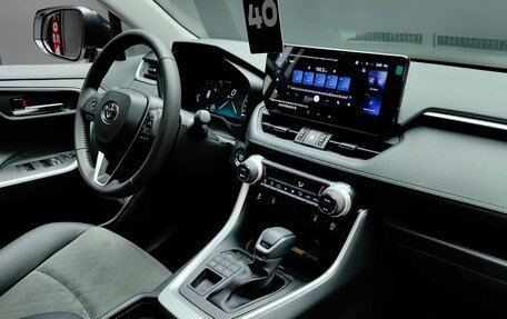 Toyota RAV4, 2025 год, 4 350 000 рублей, 26 фотография