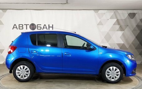 Renault Sandero II рестайлинг, 2018 год, 879 000 рублей, 6 фотография