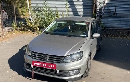 Volkswagen Polo VI (EU Market), 2019 год, 1 750 000 рублей, 2 фотография