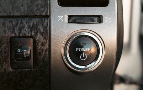 Toyota Prius, 2006 год, 700 000 рублей, 17 фотография