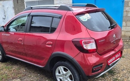 Renault Sandero II рестайлинг, 2015 год, 750 000 рублей, 4 фотография