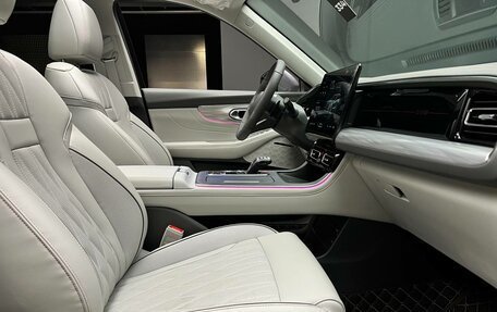 GAC GS8, 2024 год, 3 890 000 рублей, 16 фотография