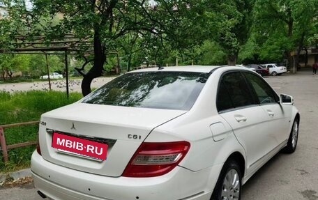 Mercedes-Benz C-Класс, 2010 год, 750 000 рублей, 3 фотография