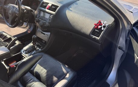Honda Accord VII рестайлинг, 2006 год, 1 200 000 рублей, 1 фотография