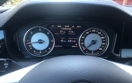 Volkswagen Touareg III, 2020 год, 6 150 000 рублей, 11 фотография