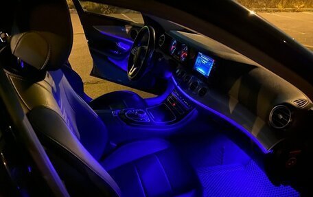 Mercedes-Benz E-Класс, 2019 год, 1 700 000 рублей, 6 фотография