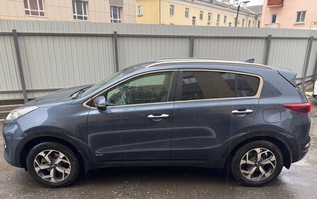 KIA Sportage IV рестайлинг, 2019 год, 2 200 000 рублей, 2 фотография