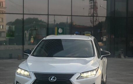 Lexus RX IV рестайлинг, 2019 год, 4 750 000 рублей, 2 фотография