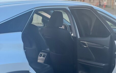Lexus RX IV рестайлинг, 2019 год, 4 750 000 рублей, 12 фотография