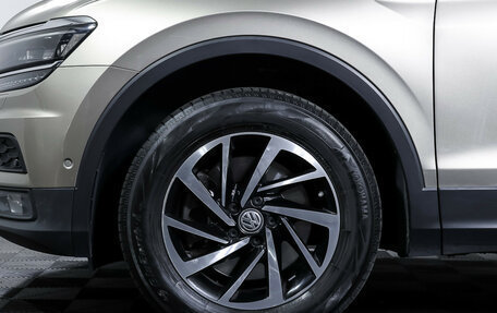 Volkswagen Tiguan II, 2019 год, 2 770 000 рублей, 26 фотография