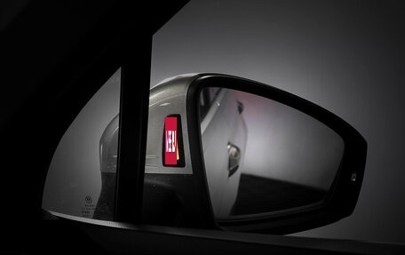 Volkswagen Tiguan II, 2019 год, 2 770 000 рублей, 18 фотография