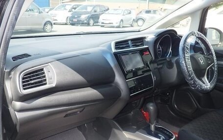 Honda Fit III, 2016 год, 800 000 рублей, 11 фотография