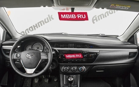 Toyota Corolla, 2014 год, 1 270 000 рублей, 10 фотография