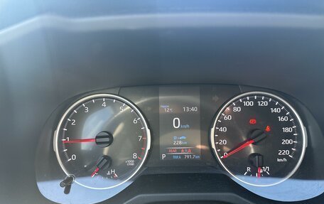 Toyota RAV4, 2020 год, 3 265 000 рублей, 9 фотография