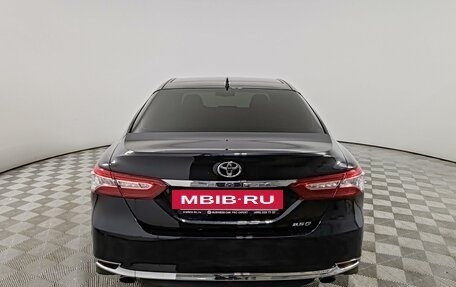 Toyota Camry, 2023 год, 3 945 000 рублей, 6 фотография