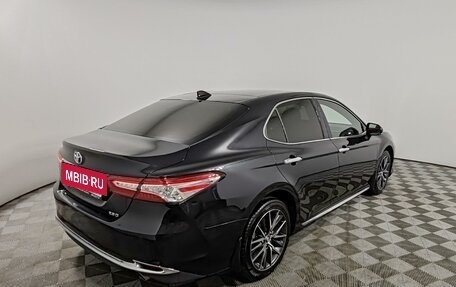 Toyota Camry, 2023 год, 3 945 000 рублей, 5 фотография
