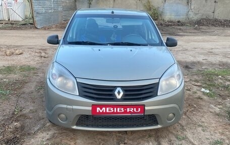 Renault Sandero I, 2010 год, 450 000 рублей, 1 фотография