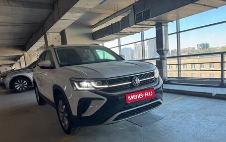 Volkswagen Taos, 2021 год, 2 750 000 рублей, 1 фотография