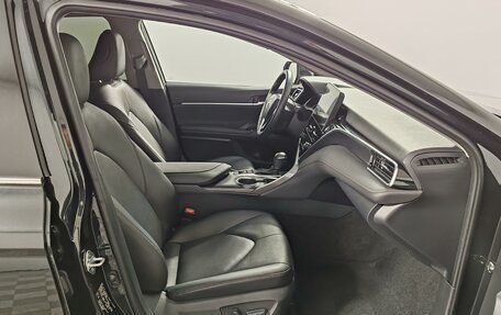 Toyota Camry, 2023 год, 3 945 000 рублей, 19 фотография