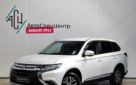 Mitsubishi Outlander III рестайлинг 3, 2018 год, 1 999 000 рублей, 1 фотография