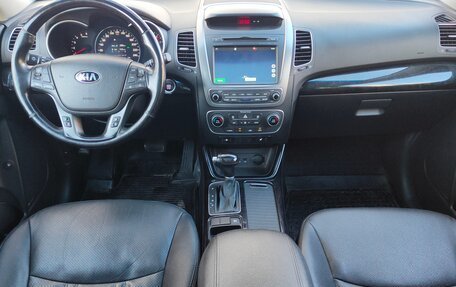 KIA Sorento II рестайлинг, 2013 год, 1 700 000 рублей, 11 фотография