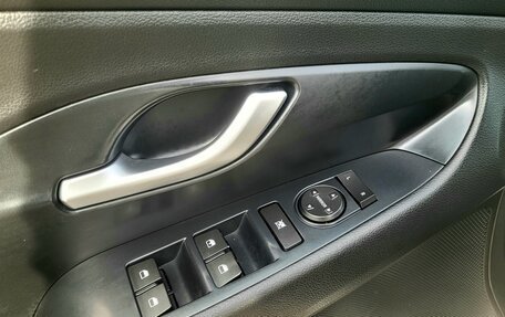 Hyundai i30 III, 2018 год, 1 250 000 рублей, 6 фотография