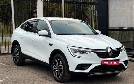 Renault Arkana I, 2020 год, 1 619 000 рублей, 1 фотография