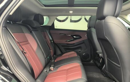 Land Rover Range Rover Evoque II, 2025 год, 9 фотография