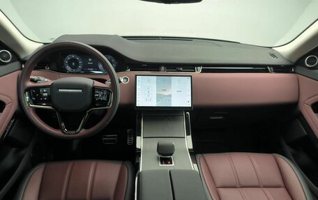 Land Rover Range Rover Evoque II, 2025 год, 11 фотография