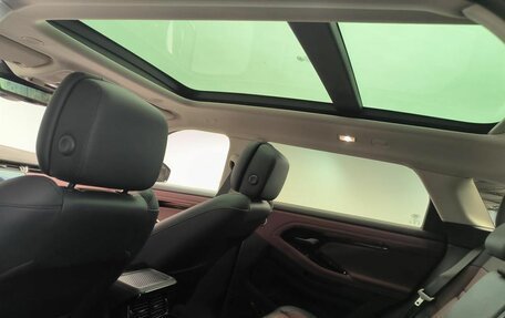 Land Rover Range Rover Evoque II, 2025 год, 19 фотография