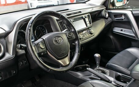 Toyota RAV4, 2016 год, 2 649 000 рублей, 16 фотография
