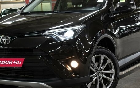Toyota RAV4, 2016 год, 2 649 000 рублей, 21 фотография