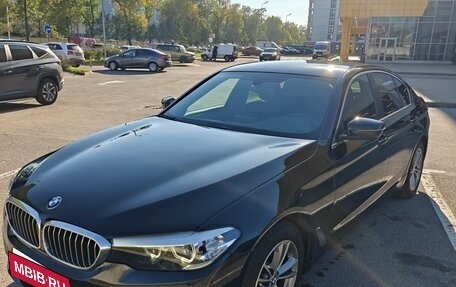 BMW 5 серия, 2019 год, 2 700 000 рублей, 6 фотография