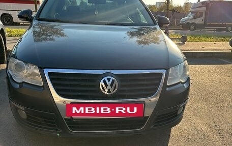 Volkswagen Passat B6, 2007 год, 520 000 рублей, 2 фотография