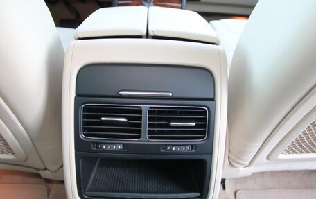 Volkswagen Touareg III, 2012 год, 2 698 000 рублей, 14 фотография