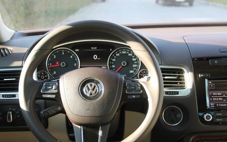 Volkswagen Touareg III, 2012 год, 2 698 000 рублей, 27 фотография